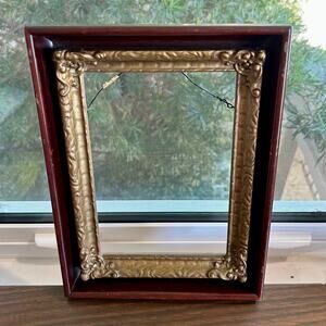 Vintage Wood Frame with Gilt Carved Inner Border, 12x9